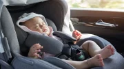 Le mystère des bébés bercés en voiture enfin résolu