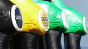 Carburant : le prix du diesel baisse de près de six centimes