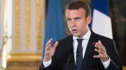 Production made in France, batterie, électricité… Macron défend la voiture électrique