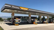 Total dit que le prix du carburant va finir par baisser