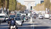 À Paris, Bordeaux, Lyon, c'est la galère pour rouler en ville