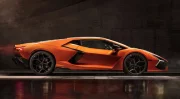 La Lamborghini Revuelto s'offre le premier V12 avec hybridation