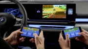 Quand BMW, Renault, Tesla, Mercedes… transforment leurs voitures en console de jeu vidéo