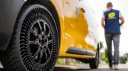 Des véhicules de La Poste vont être équipés de drôles de pneus par Michelin