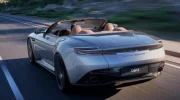 Aston Martin DB12 Volante (2023) : l'élégant coupé tombe le haut sans compromettre ses performances