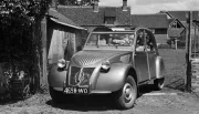 Citroën 2CV (1948) : la Deuche fête ses 75 ans