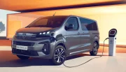 Peugeot e-Traveller : le van électrique se repoudre le nez