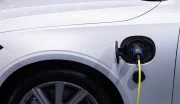 Attention, les arnaqueurs s'attaquent aux bornes de recharge pour voitures électriques !