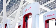Tesla Europe offre la première session de Supercharge gratuite aux véhicules électriques non-Tesla