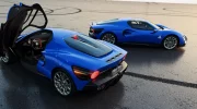 Alfa Romeo 33 Stradale : et en bleu, elle vous plait ?