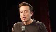 Elon Musk compte bien toucher son salaire colossal à la tête de Tesla