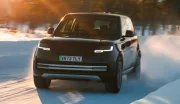 Range Rover Electric (2025) : l'imposant SUV se montre en conditions extrêmes