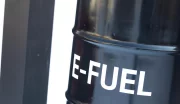 Europe : ursula von der Leyen dit oui aux moteurs thermiques avec carburants de synthèse après 2035