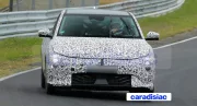 La carrosserie cinq portes de la Kia EV4 prend le frais sur le Nürburgring