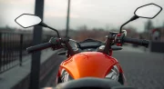 Le dossier de la circulation interfiles rebondit au dernier moment, soulagement pour les motards