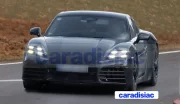 Après la Porsche Boxster, c'est au tour de la Porsche Cayman de se convertir à l'électrique !