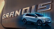 Futur Mitsubishi Grandis 2025 : le clone du Symbioz est officialisé, celui du Scénic aussi mais sans le nommer