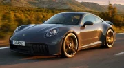 La Porsche 911 Carrera GTS T-Hybrid élue World Performance Car 2025