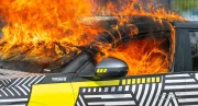 Incendie de batterie: pourquoi les pompiers préfèrent les Renault