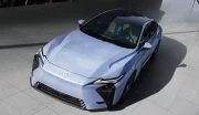 Nouvelle Lexus ES (2025) : une 8e génération à la fois hybride et électrique