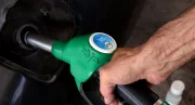 Le carburant à prix coûtant pour le premier week-end des vacances d'été