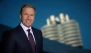 Le patron de BMW démonte la politique européenne du tout électrique