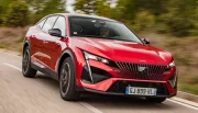 Une Peugeot 408 hybride rechargeable de 225 ch peut en cacher une autre