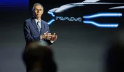 Carlos Tavares favorable aux voitures électriques explique pourquoi il a quitté Stellantis