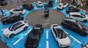 Le marché de l'auto bondit encore, l'hybride cartonne en Europe