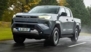 Toyota lance le Hilux électrique, un pick offrant à peine plus de 250 km d'autonomie !