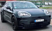 Porsche Cayenne électrique (2026) : la version Coupé du SUV confirmée en images