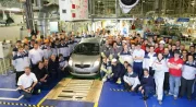 Toyota célèbre les 25 ans de production de sa Yaris dans le Nord de la France