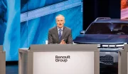 Après huit ans à la tête de Renault, Jean-Dominique Senard partira en 2027 sans avoir tout réglé