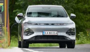 Voitures électriques : les États‑Unis déclarent la guerre au « cancer » venu de Chine