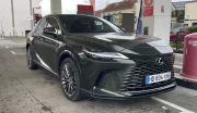Essai Lexus RX 450h+ : 65 km en électrique et 6,7 l/100 km en ville, chiffres réels à l'appui