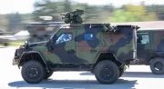 Mercedes-Benz prend du galon et envoie son classe G au front