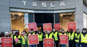 Après deux ans et demi de lutte, Tesla tue la grève d'un syndicat suédois