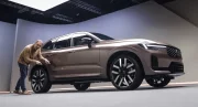 Le Volvo XC60 se relooke mais cache surtout une grosse surprise