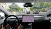 Tesla découvre soudain que sa conduite autonome… n'est pas autonome