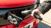 Voitures électriques : une nouvelle aide de 2 000 € arrive en 2027, mais tout le monde n'y aura pas droit