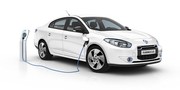 Electrique, hybride : Renault et Toyota posent leurs pions