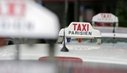 Les taxis parisiens manifestent contre le projet Autolib'