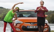Les drôles de dames de Caradisiac testent le Hyundai Veloster