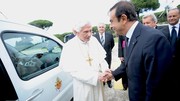 Le Pape roule en Renault électrique !
