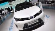 Toyota Auris hybride : Plus affutée