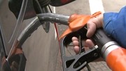 Fin des aides gouvernementales : les prix du carburant subissent une augmentation allant jusqu'à 7 centimes en janvier