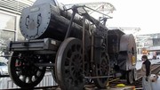 Rétromobile 2013 : La première locomotive à vapeur française arrive