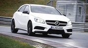 Mercedes A45 AMG : première vidéo officielle, à fond sur route et circuit