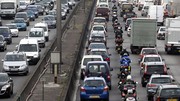 Sondage : les Français consacrent moins d'argent à leur voiture