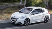 Essai du concept Peugeot 208 Hybrid FE